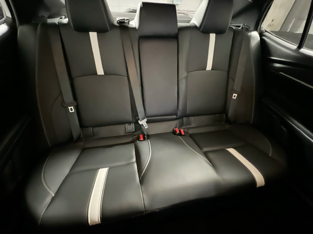 Used 2025 Toyota Camry SE FWD image 30