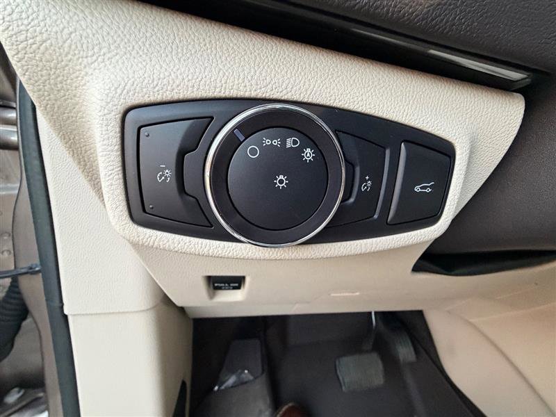 Used 2018 Lincoln MKC Reserve w/ Lincoln MKC Climate Package image 40