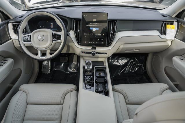New 2026 Volvo XC60 B5 Ultra w/ Protection Package Premier image 21