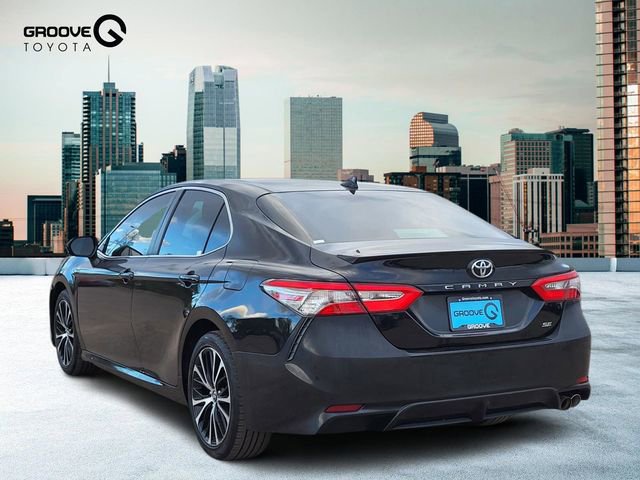 Used 2019 Toyota Camry SE FWD image 3