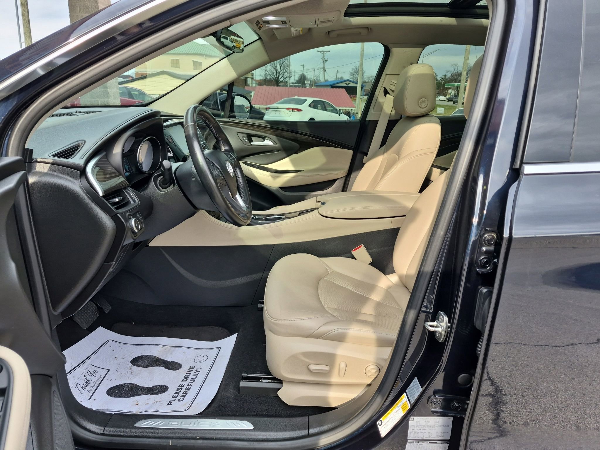 Used 2020 Buick Envision Essence w/ Experience Buick Package image 12