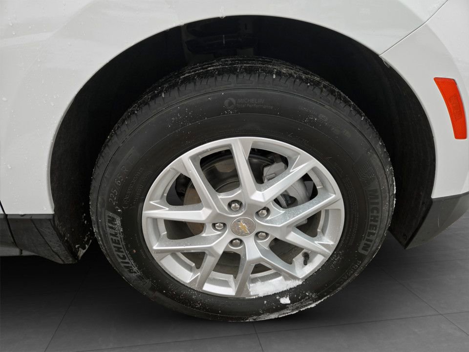 Used 2024 Chevrolet Equinox LT image 35