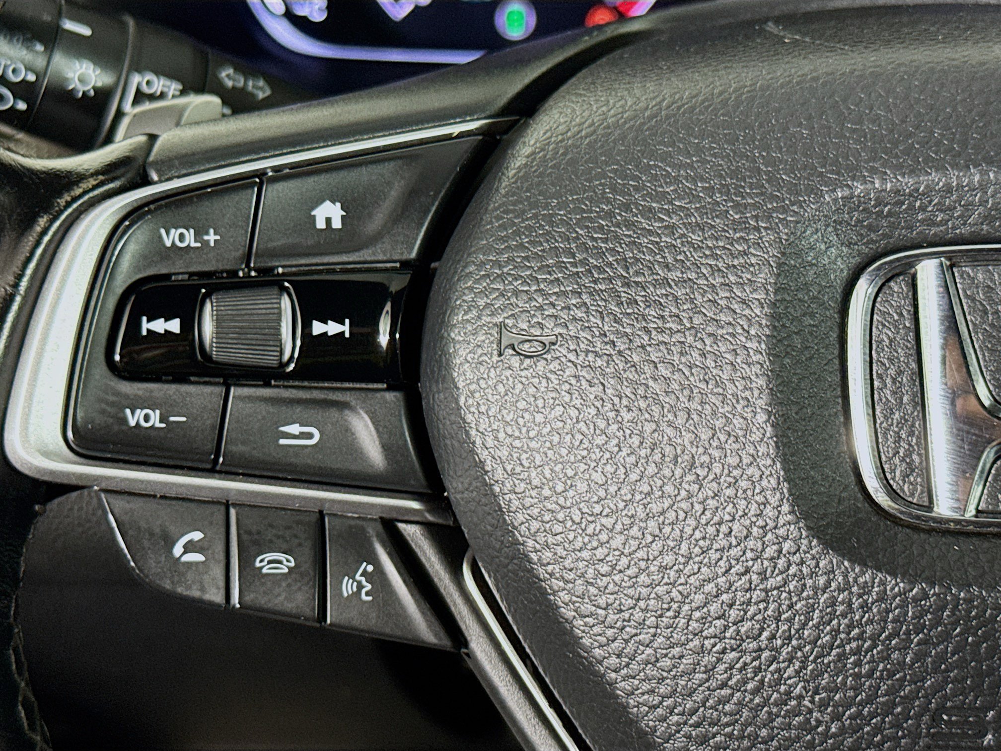 Used 2020 Honda Accord Sport image 11