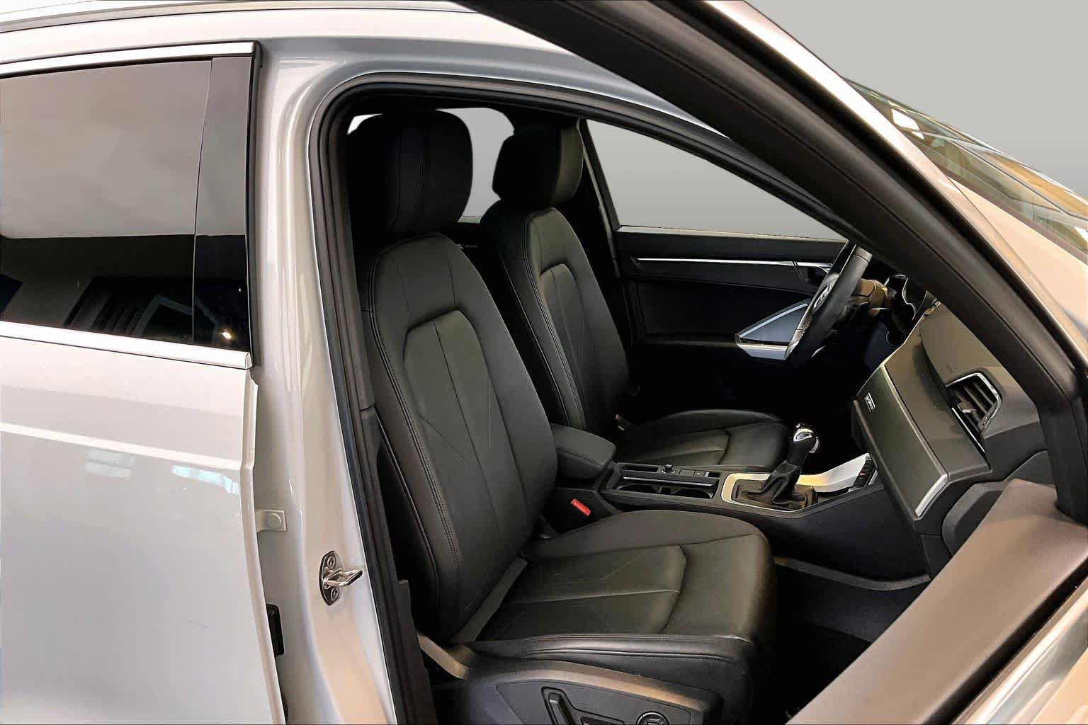 Certified 2024 Audi Q3 2.0T Premium AWD/4WD image 9