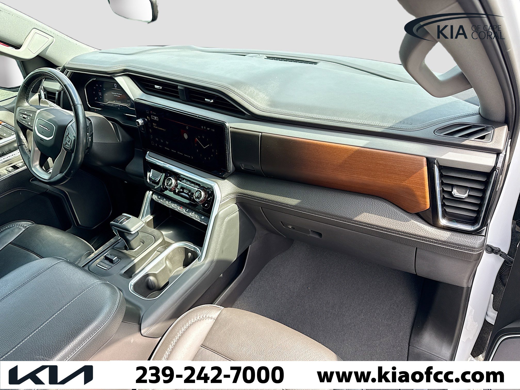 Used 2023 GMC Sierra 1500 Denali w/ Denali Reserve Package image 13