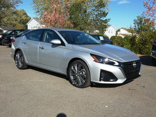 New 2025 Nissan Altima 2.5 SL