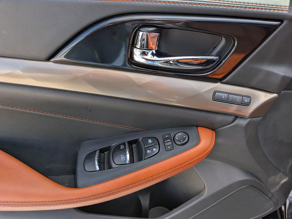 Used 2019 Nissan Maxima Platinum w/ Reserve Package image 11