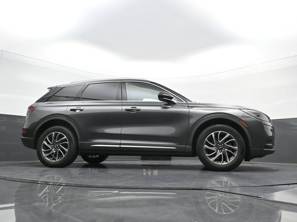 Used 2020 Lincoln Corsair AWD w/ Equipment Group 101A image 27