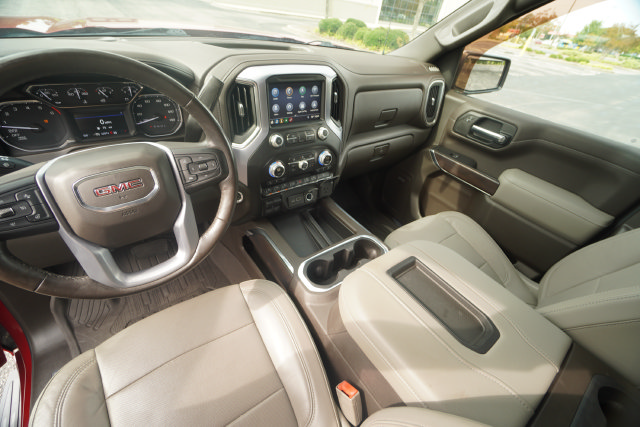 Used 2019 GMC Sierra 1500 SLT w/ SLT Premium Plus Package AWD/4WD image 24
