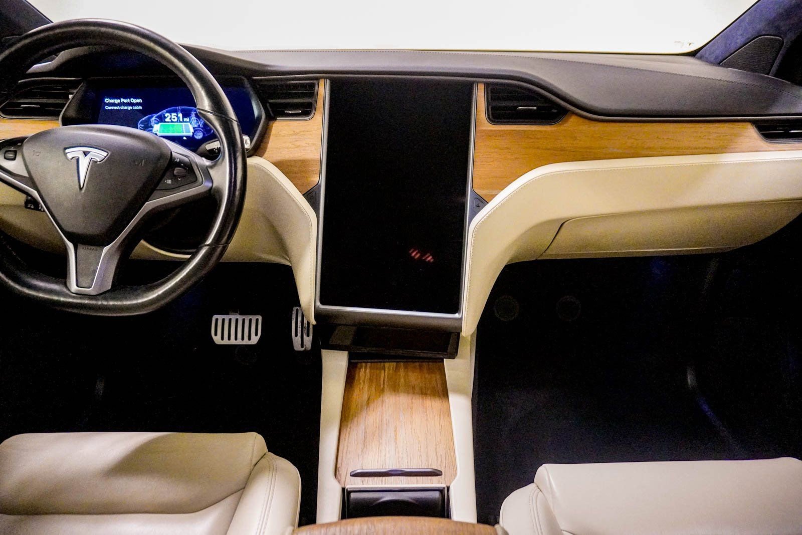 Used 2021 Tesla Model X Performance image 23