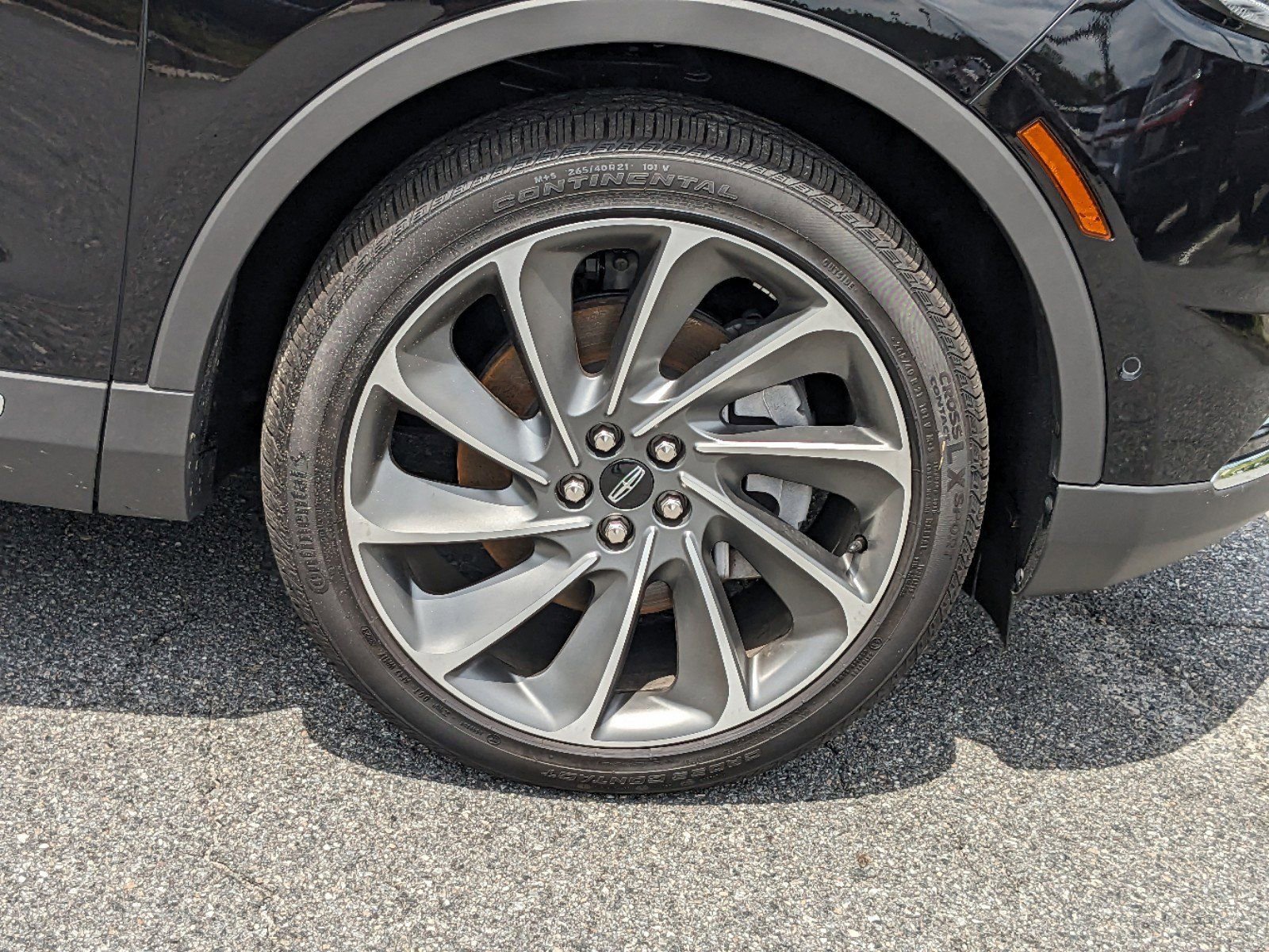 Certified 2023 Lincoln Nautilus Reserve w/ Equipment Group 202A image 13