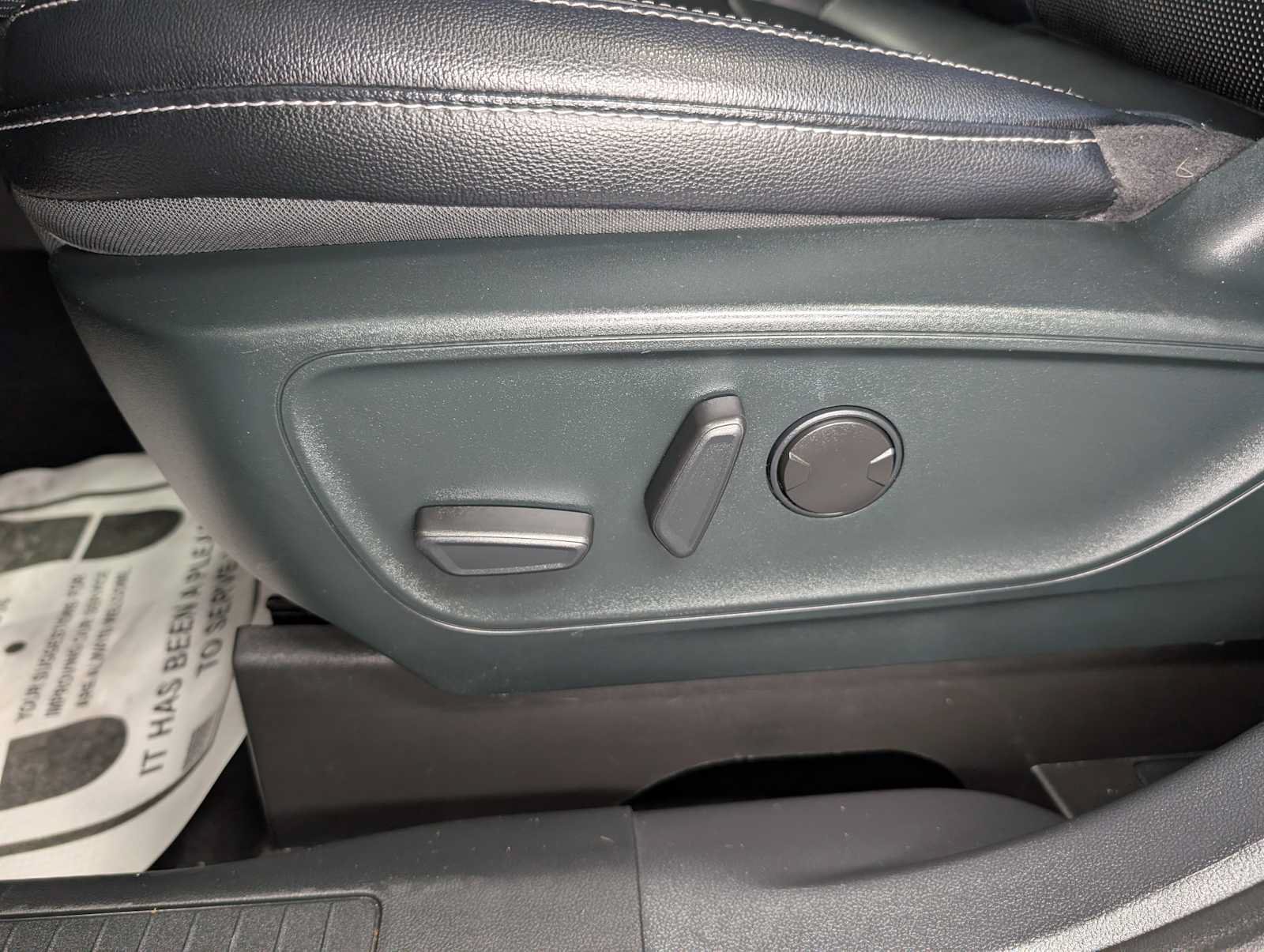 Used 2022 Ford Escape SEL w/ Technology Package AWD/4WD image 36