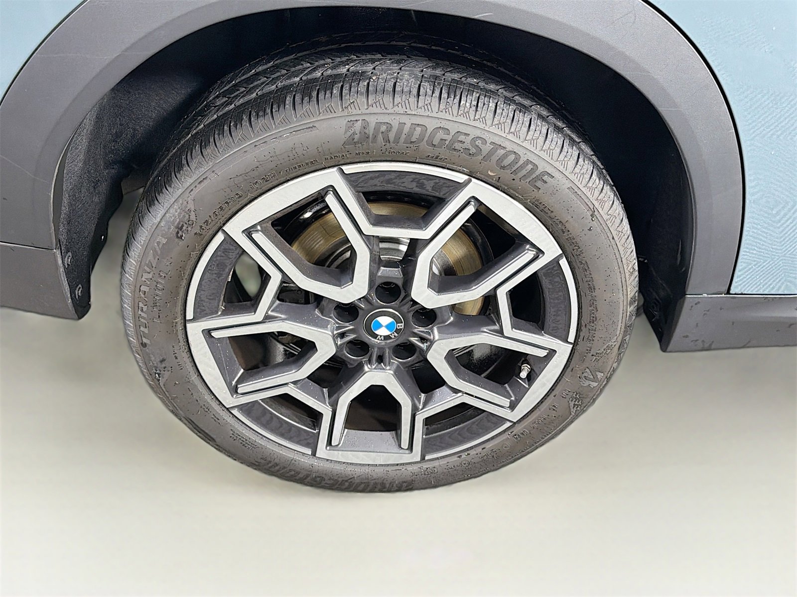 Used 2024 BMW X2 xDrive28i w/ Premium Package image 34