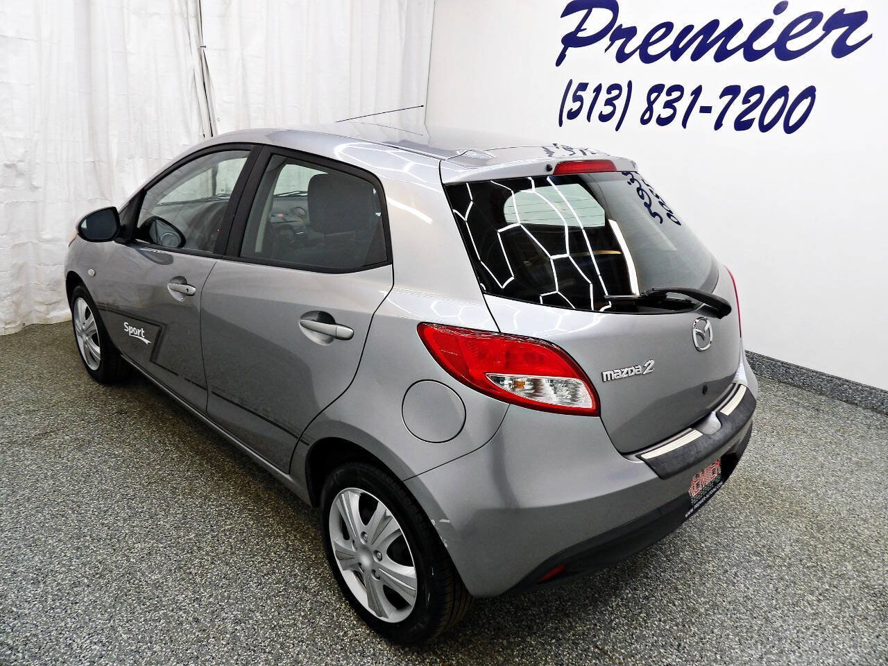Used 2013 MAZDA MAZDA2 Sport FWD image 4