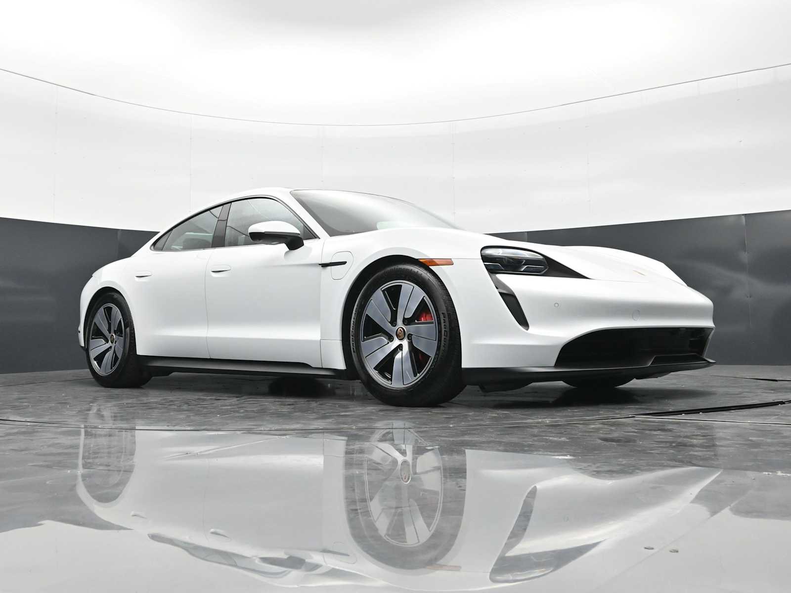 Used 2024 Porsche Taycan 4S AWD/4WD image 45