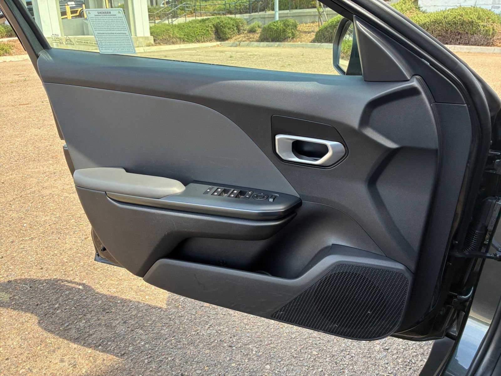 Used 2025 Kia K4 LXS image 18