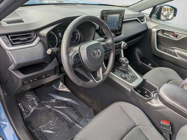Used 2022 Toyota RAV4 SE w/ Convenience Package AWD/4WD image 10