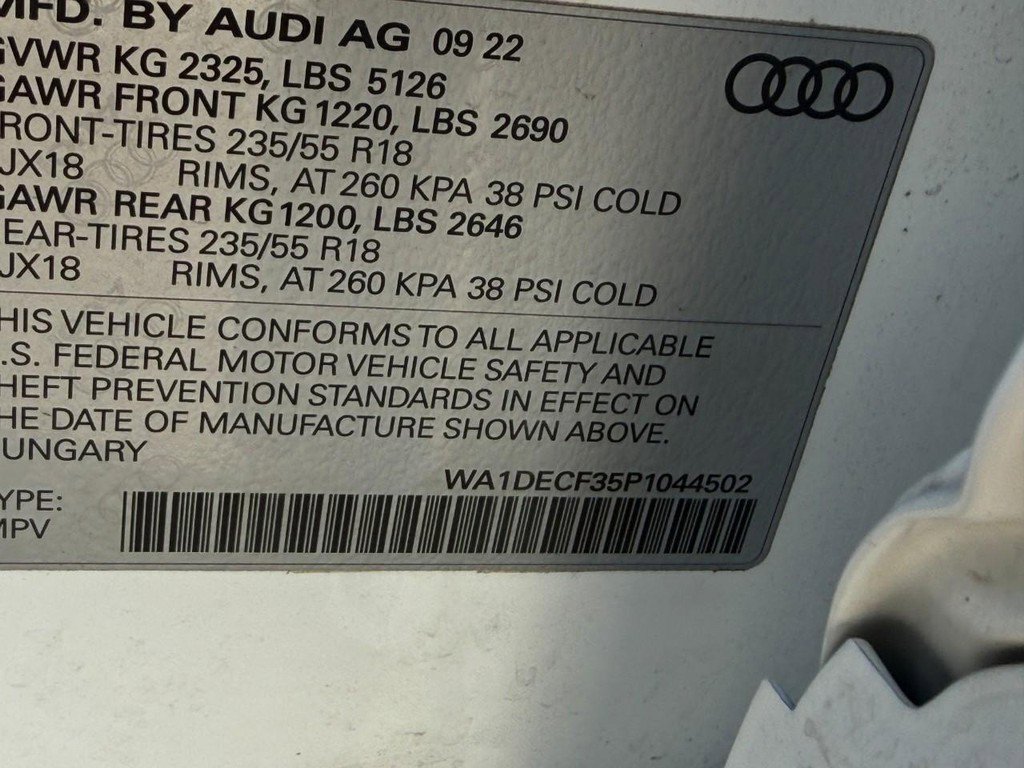 Used 2023 Audi Q3 2.0T Premium image 29