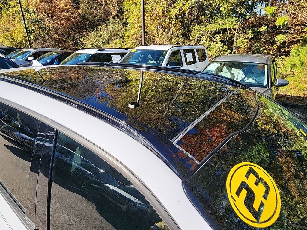 Used 2023 Kia Sorento SX image 10