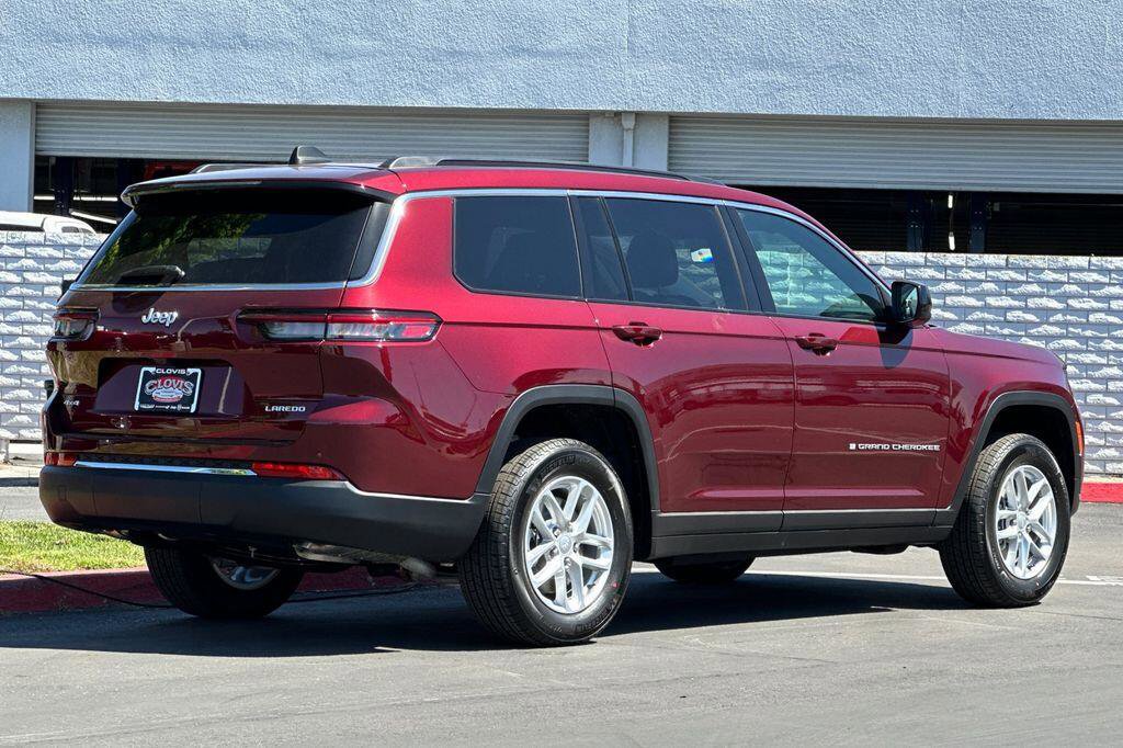 New 2026 Jeep Grand Cherokee L 4WD image 4
