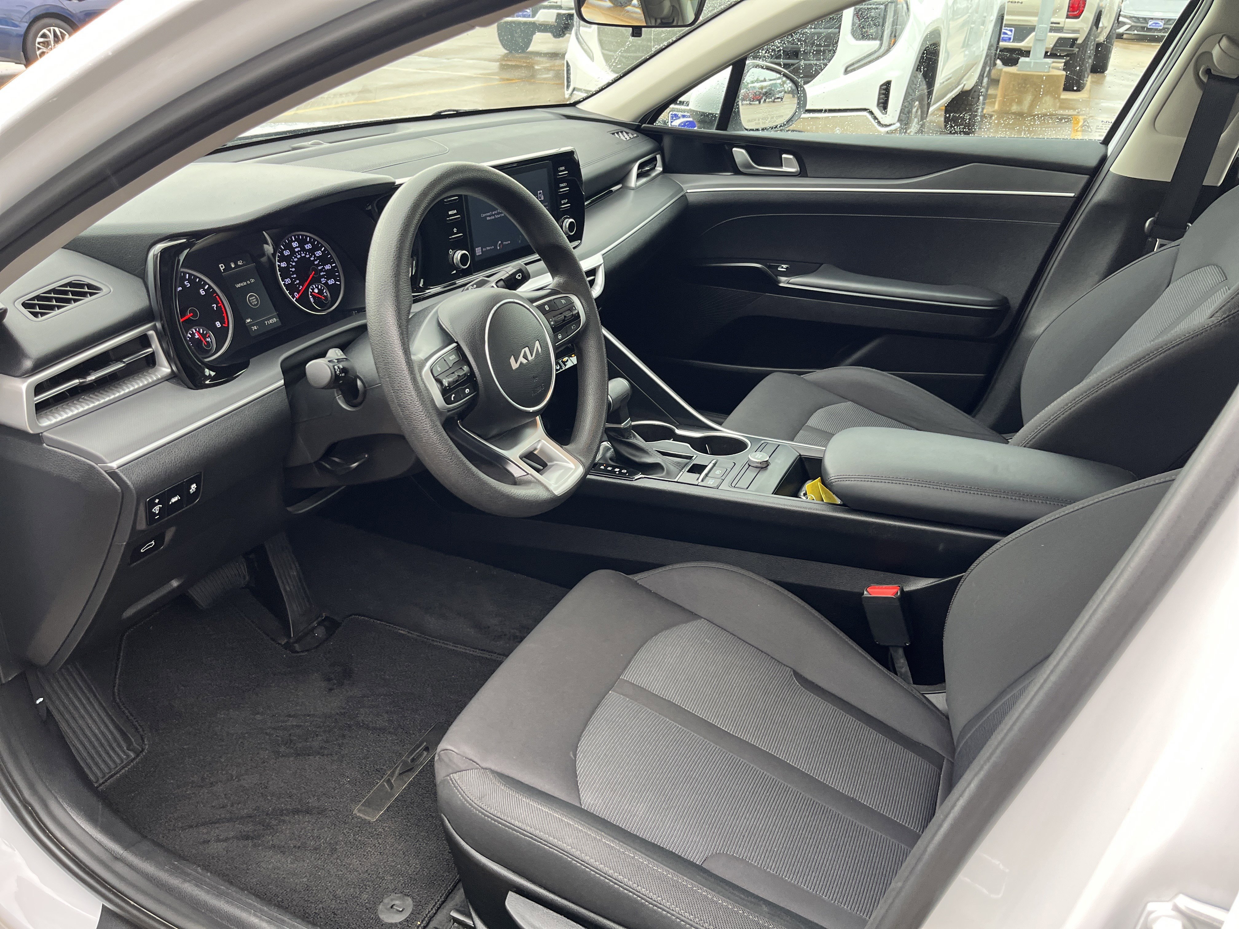 Used 2023 Kia K5 LXS image 8