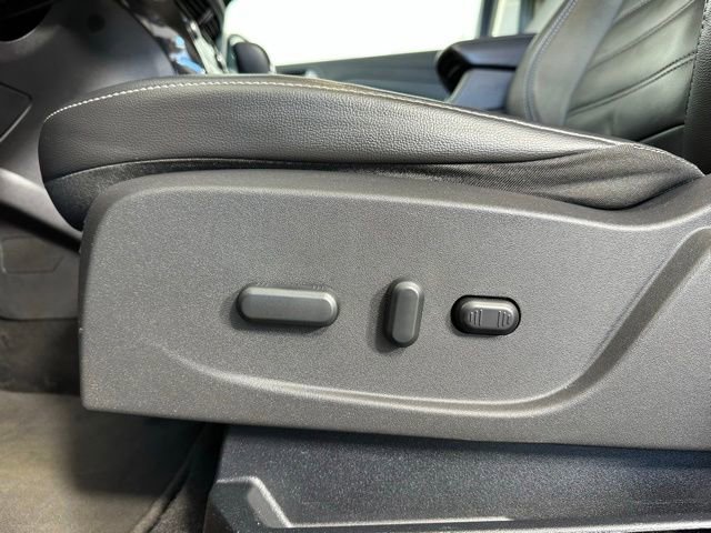 Used 2017 Ford Escape Titanium AWD/4WD image 22