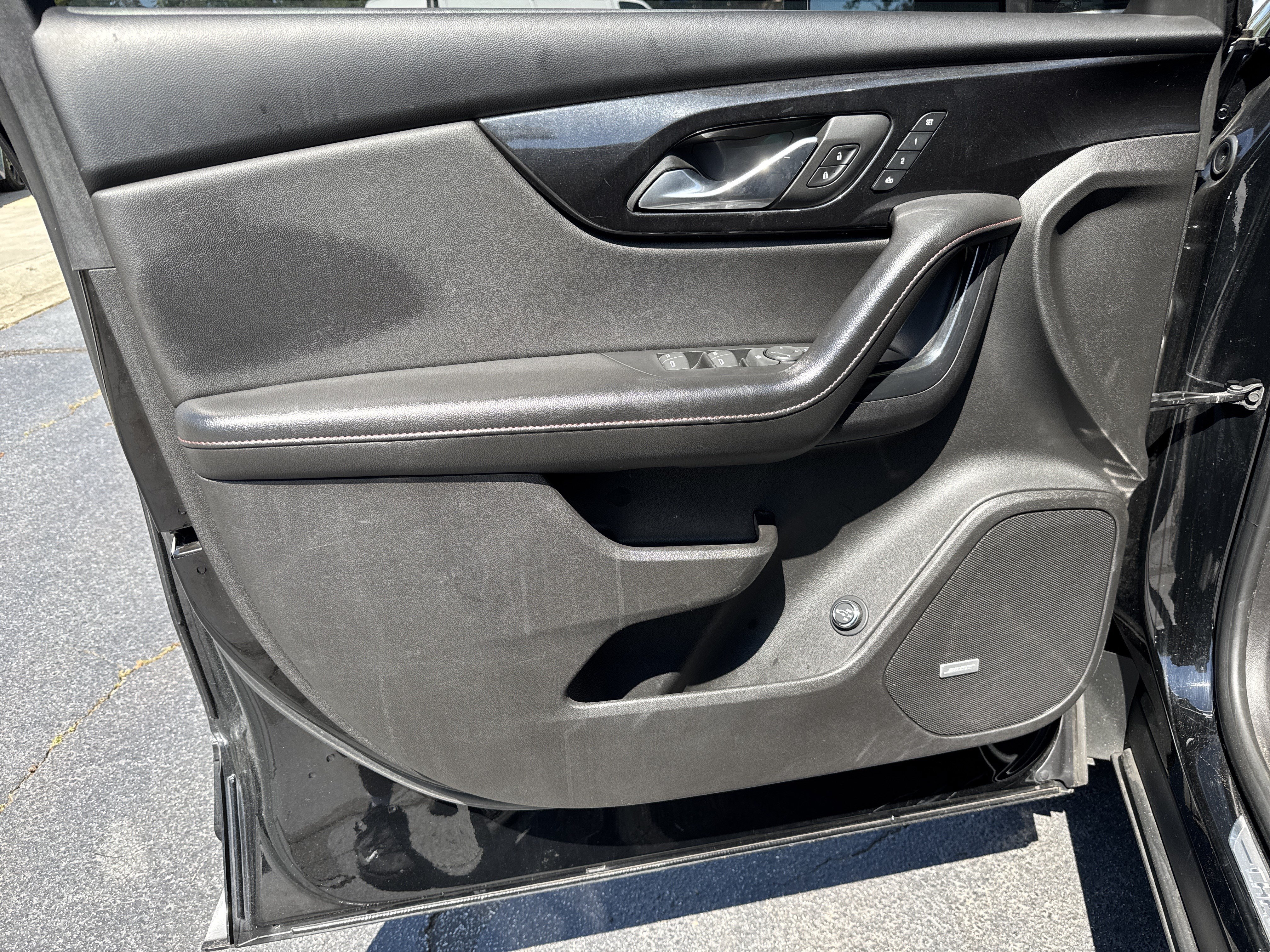 Used 2022 Chevrolet Blazer RS w/ Enhanced Convenience Package FWD image 10