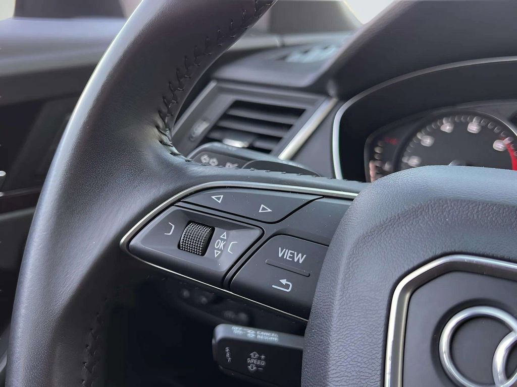 Used 2019 Audi Q5 2.0T Premium w/ Convenience Package image 16