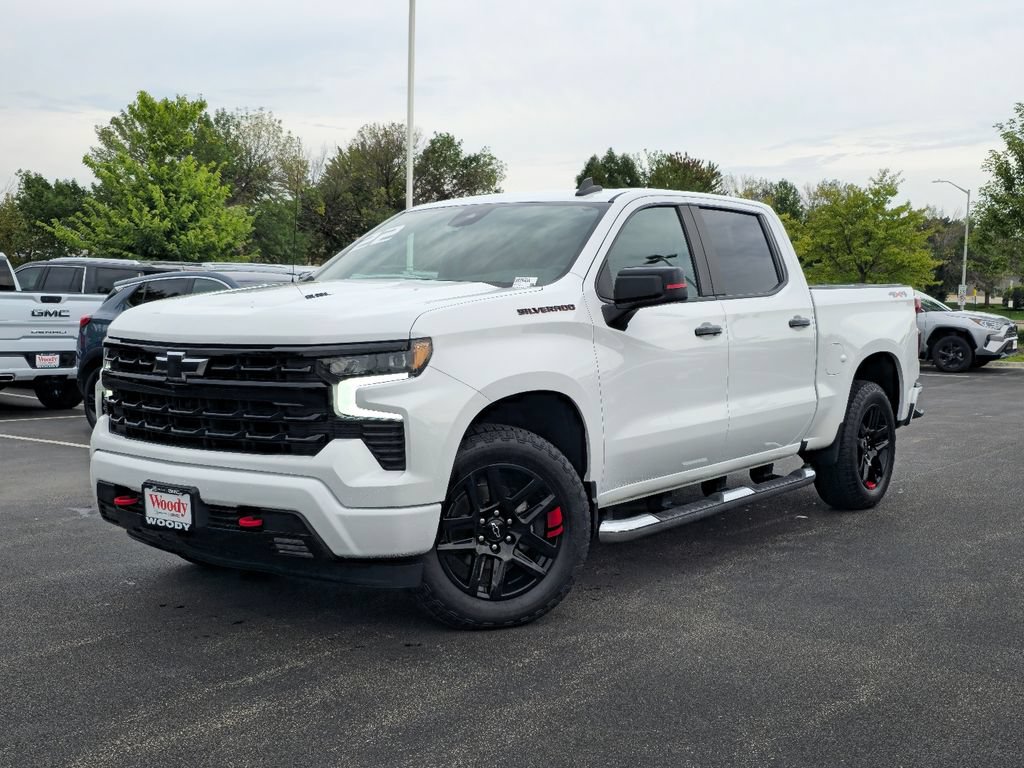 Certified 2022 Chevrolet Silverado 1500 RST w/ Redline Edition AWD/4WD image 2