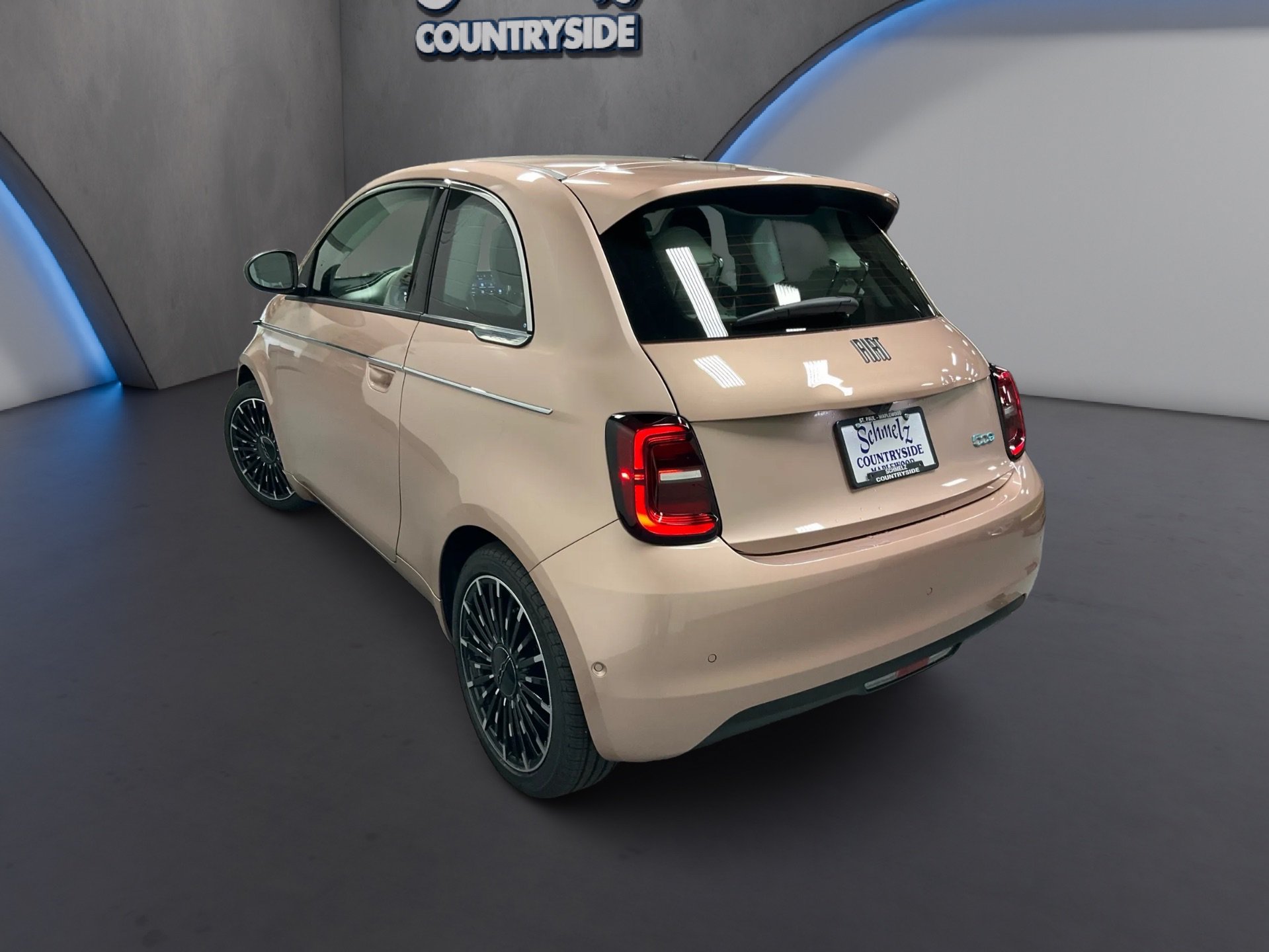 New 2026 FIAT 500 e Icona w/ Quick Order Package 21R FWD image 6