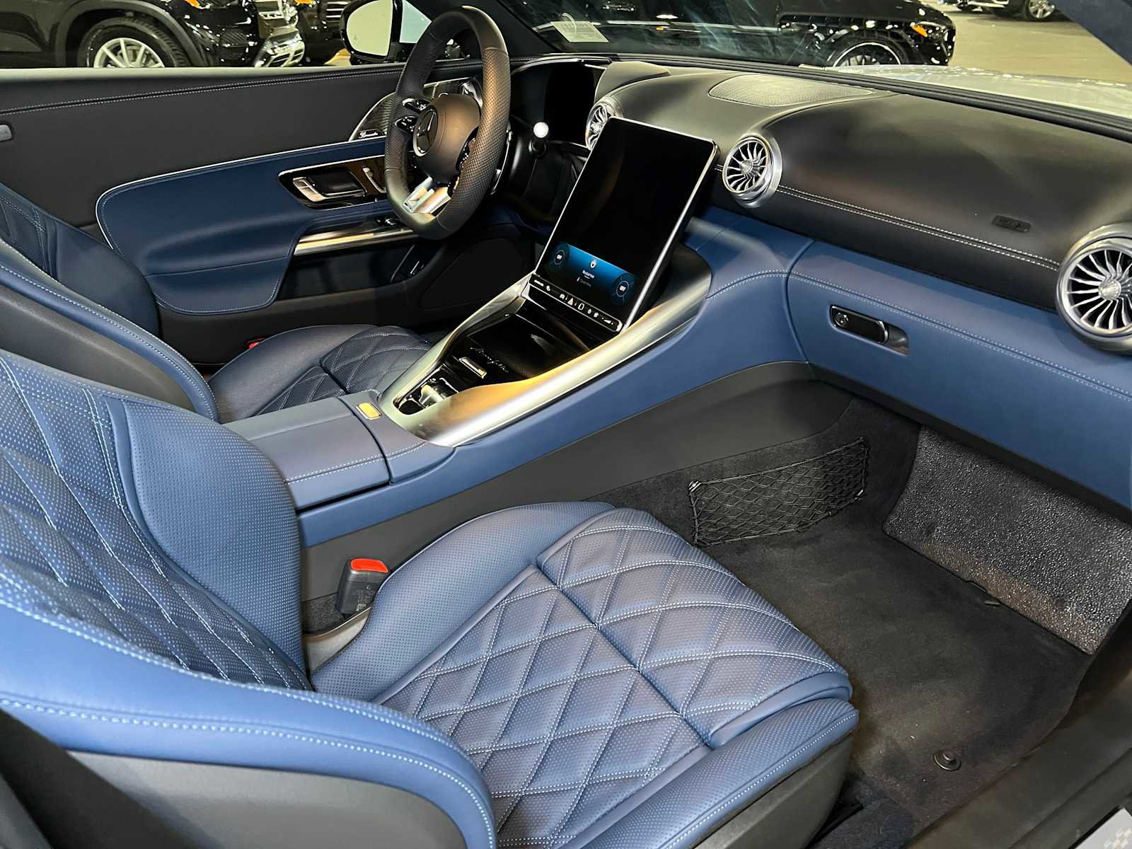 New 2026 Mercedes-Benz SL 55 AMG 4MATIC image 12