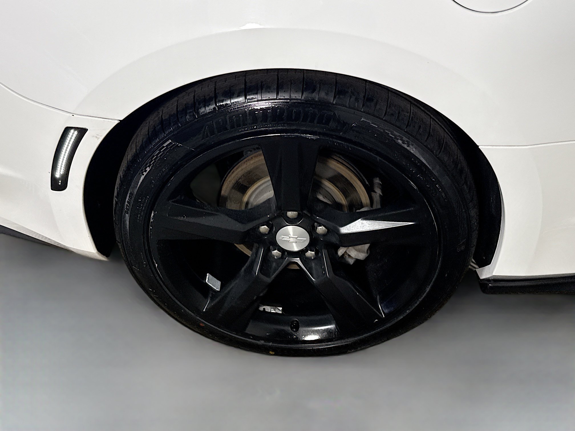 Used 2019 Chevrolet Camaro LT RWD image 31