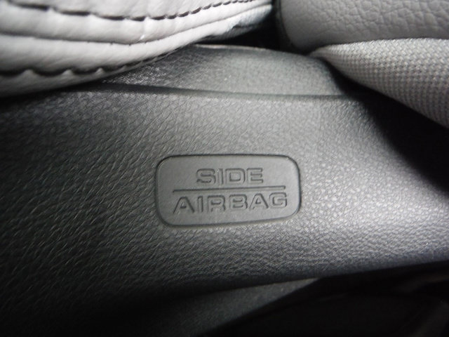 Used 2023 Honda Pilot EX-L image 13