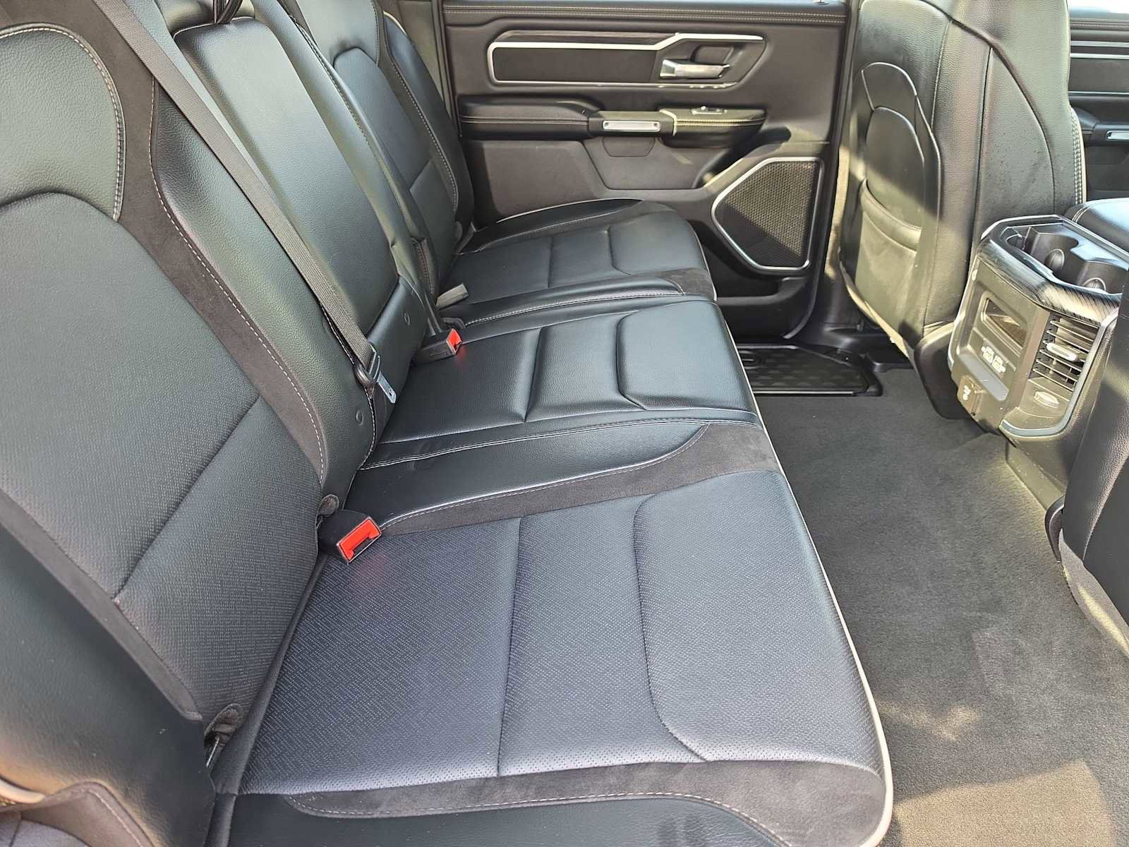 Used 2024 RAM 1500 Laramie RWD image 17