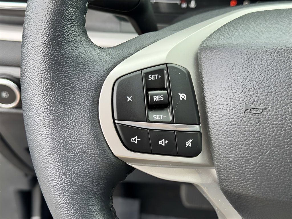 Used 2023 Ford Explorer XLT w/ Equipment Group 202A image 15