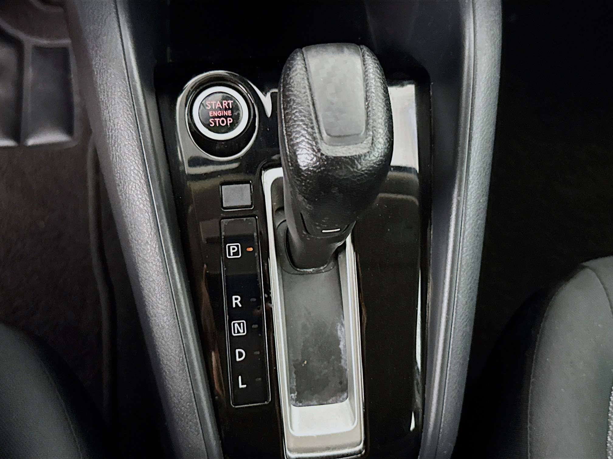 Used 2020 Nissan Versa S FWD image 19