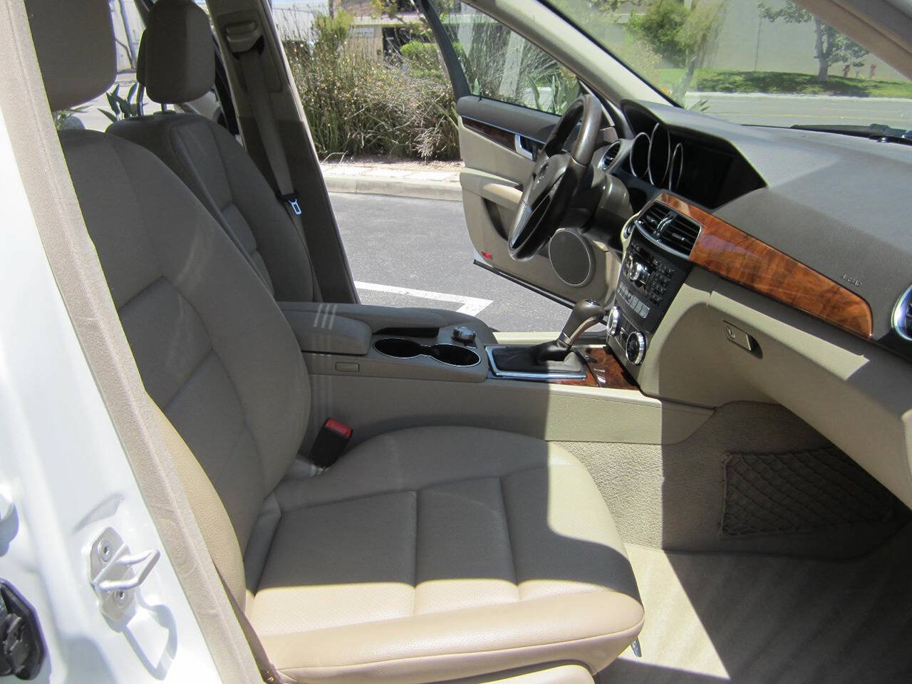 Used 2013 Mercedes-Benz C 300 4MATIC Sedan image 22