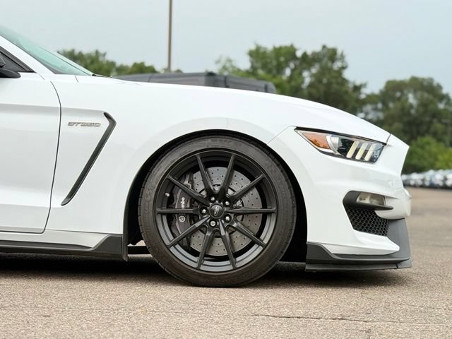 Used 2016 Ford Mustang Shelby GT350 w/ Technology Package RWD image 52