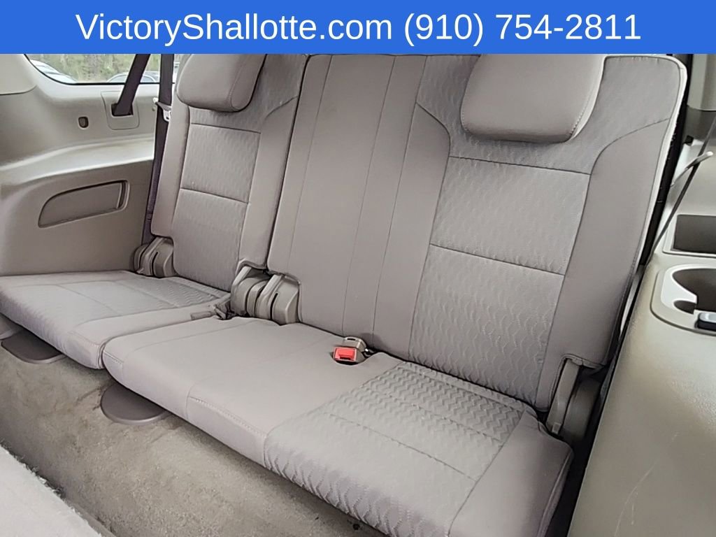 Used 2017 GMC Yukon XL SLE w/ SLE Value Package image 22