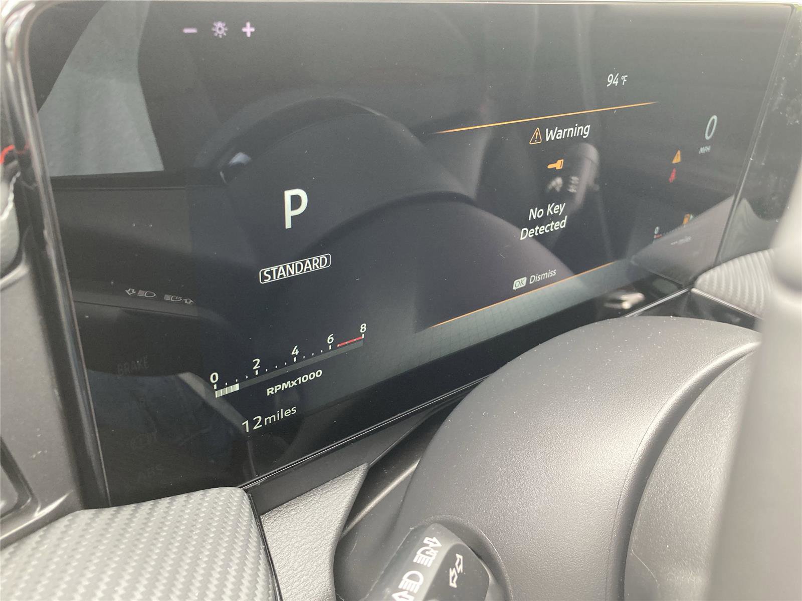 New 2025 Nissan Kicks SR image 14