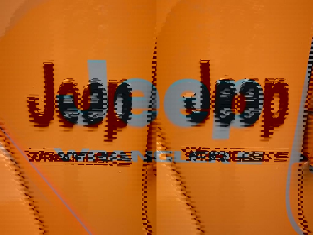 New 2025 Jeep Wrangler Unlimited Sahara image 28