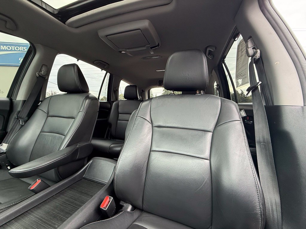 Used 2020 Honda Pilot Touring image 13