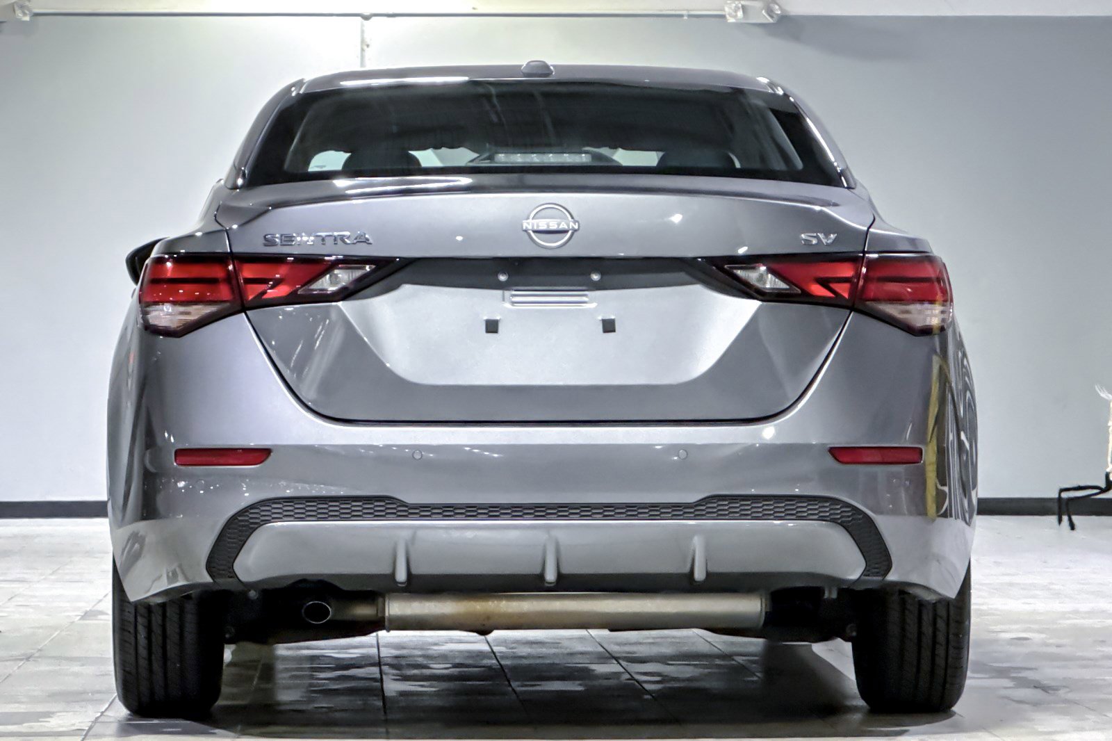 Used 2024 Nissan Sentra SV image 9