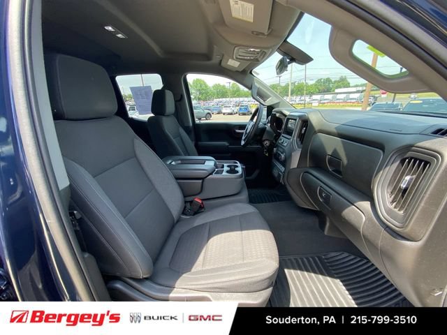 Certified 2022 Chevrolet Silverado 1500 Custom AWD/4WD image 32