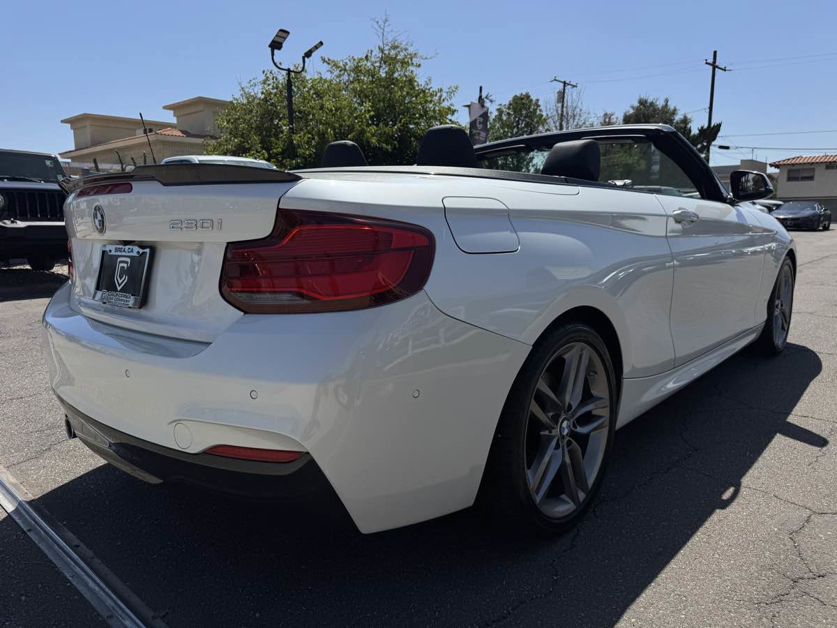 Used 2018 BMW 230i Convertible w/ M Sport Package RWD image 9