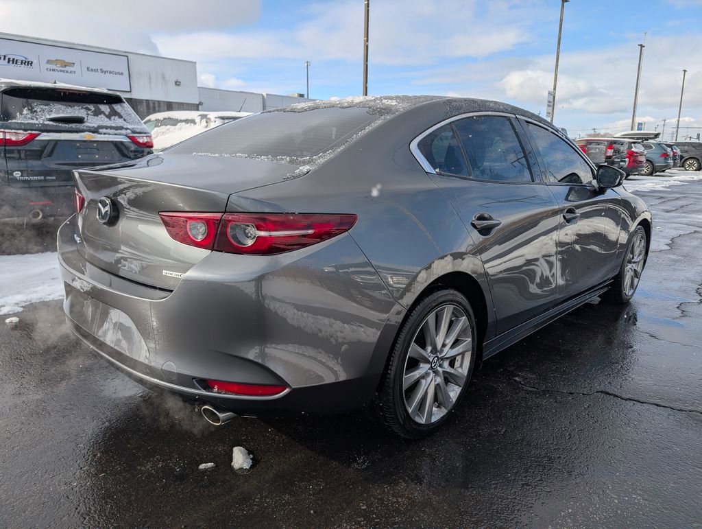 Used 2022 MAZDA MAZDA3 s image 8