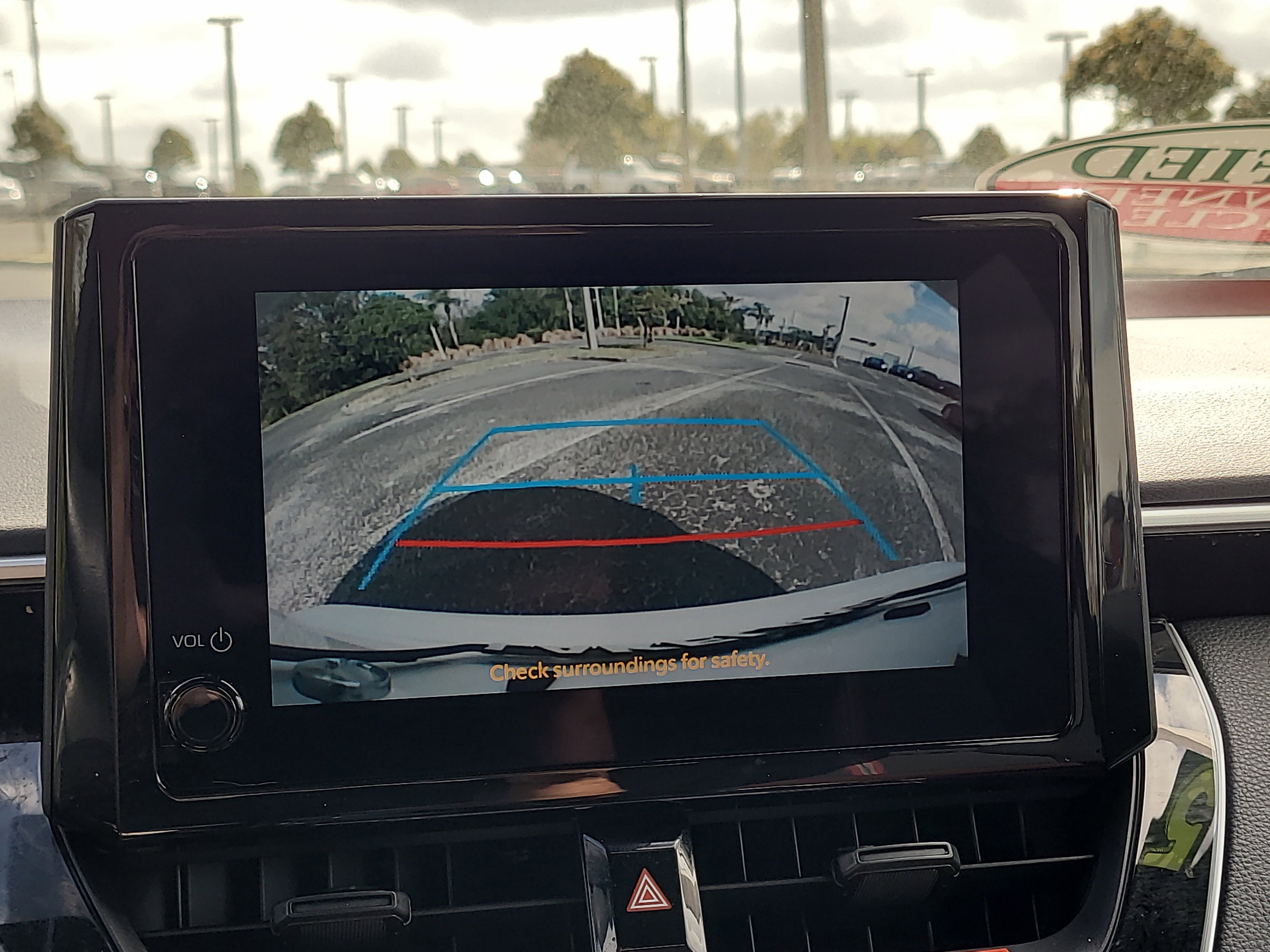 Certified 2025 Toyota Corolla SE image 21