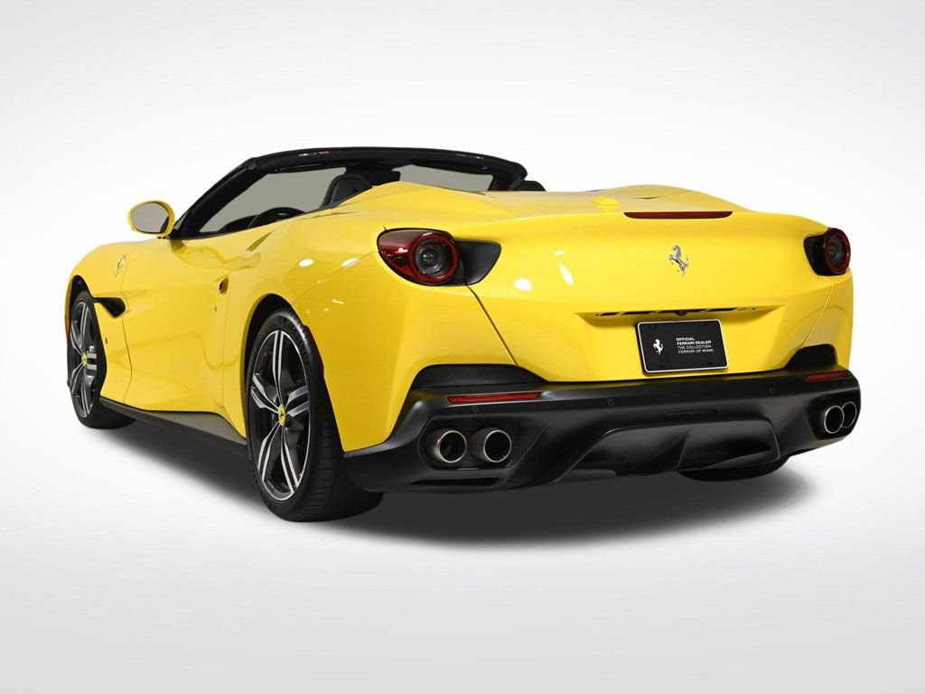 Used 2020 Ferrari Portofino image 2