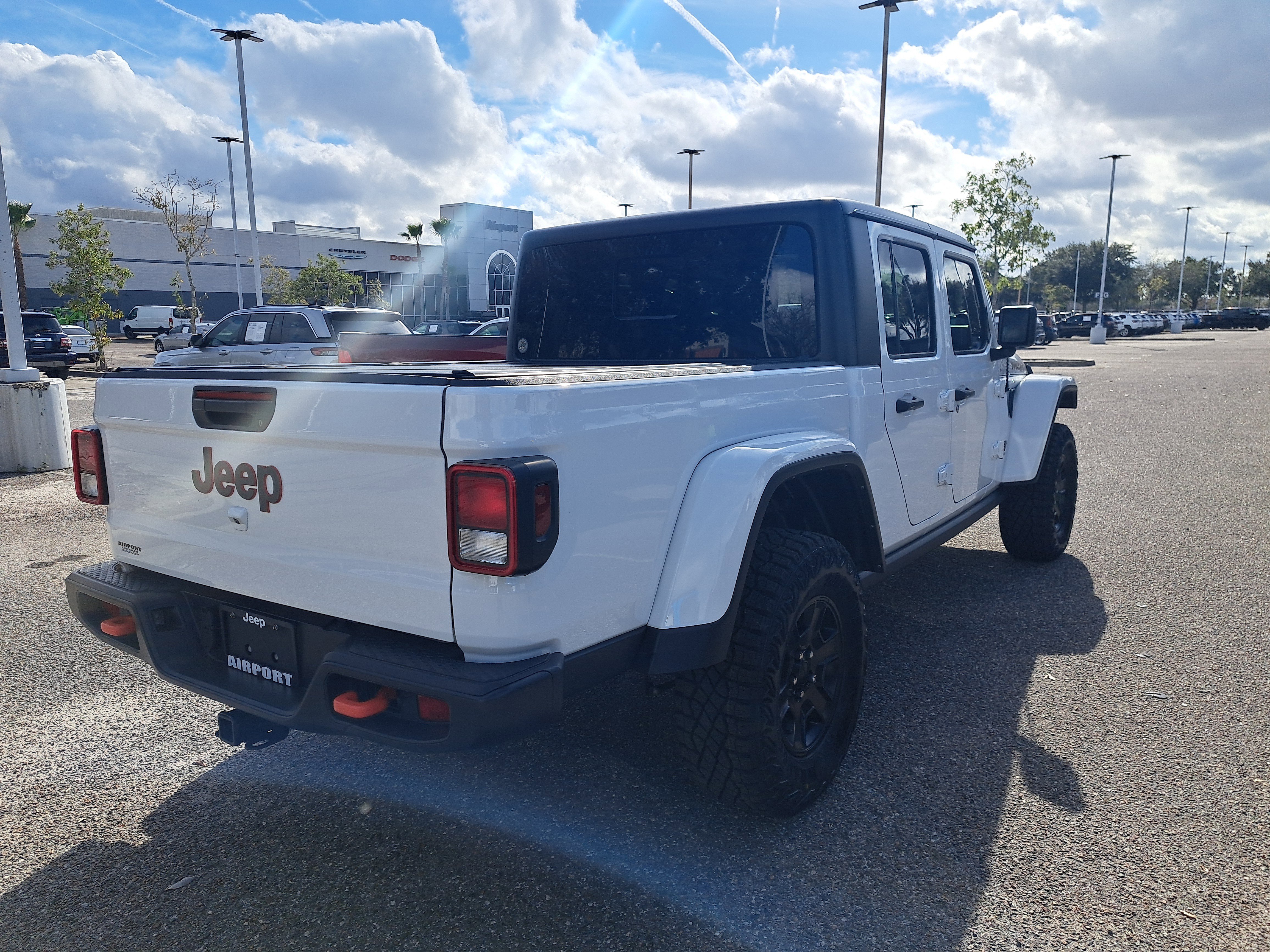 Used 2022 Jeep Gladiator Mojave w/ Trailer Tow Package image 6