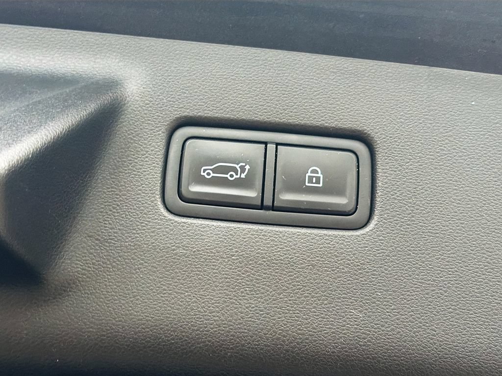 Used 2025 Hyundai Santa Fe Calligraphy FWD image 13